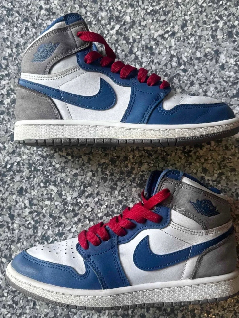 Jordan 1 True Blue